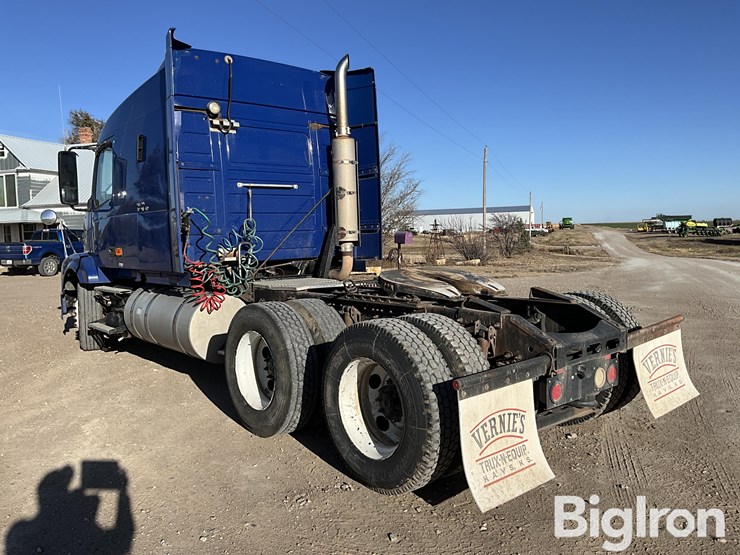 2006-volvo-vnl-t/a-truck-tractor-w/sleeper-image-7
