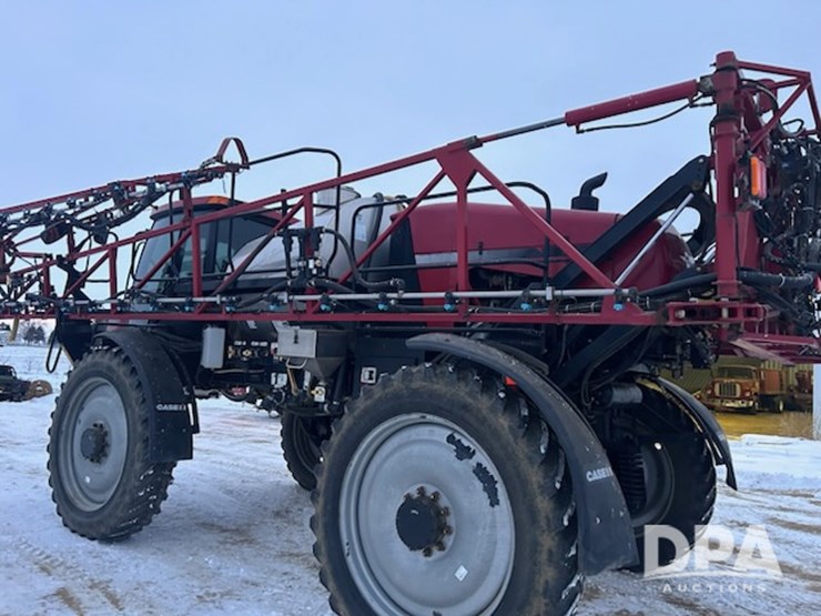 case-ih-patriot-3330-image-16