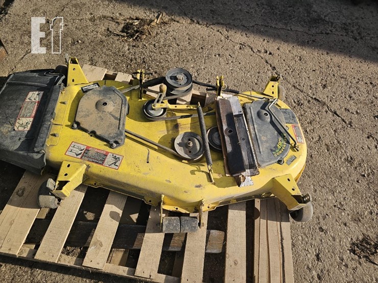 john-deere-235-image-4