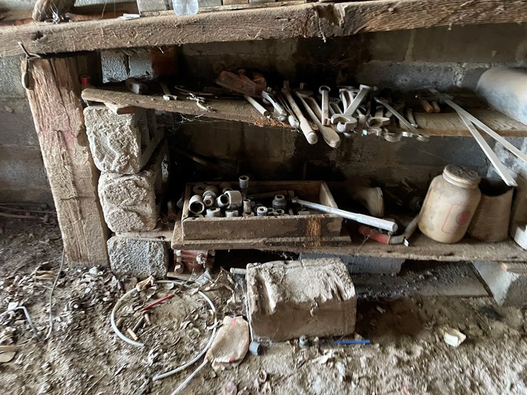 #3721-•-misc-tools-and-hardware-image-2