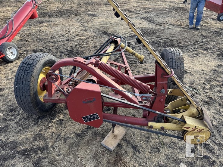 new-holland-456-image-7