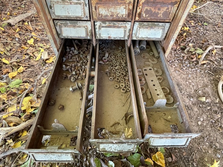 #3714-•-hardware-storage-cabinet-with-contents-image-13