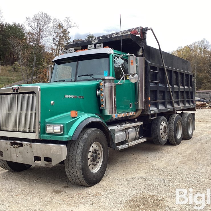 WESTERN STAR 4900FA
