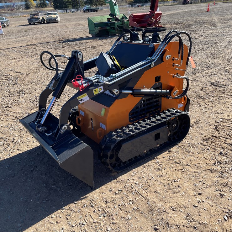 #9290 • Unused 2025 Landhonor Mini Skid Steer Loader