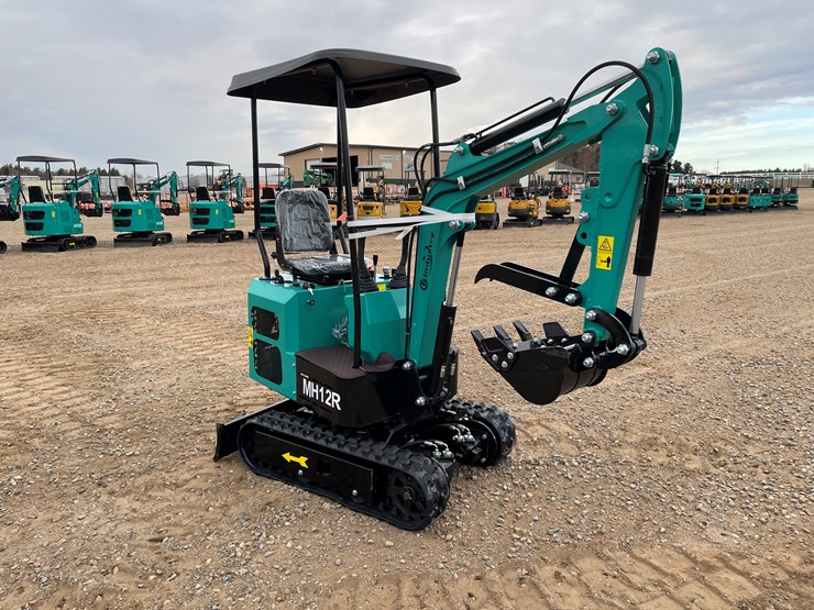 #9220-•-2025-unused-cfg-mini-excavator-image-2