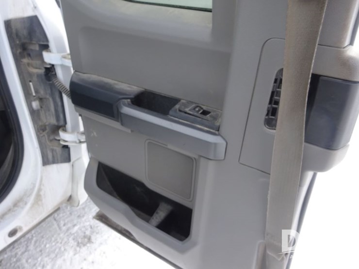 ford-f150-xlt-image-68