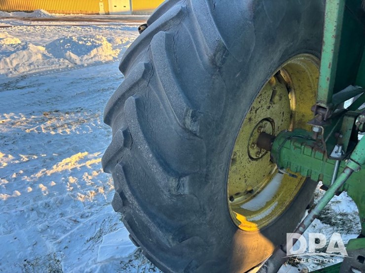 john-deere-4020-image-27