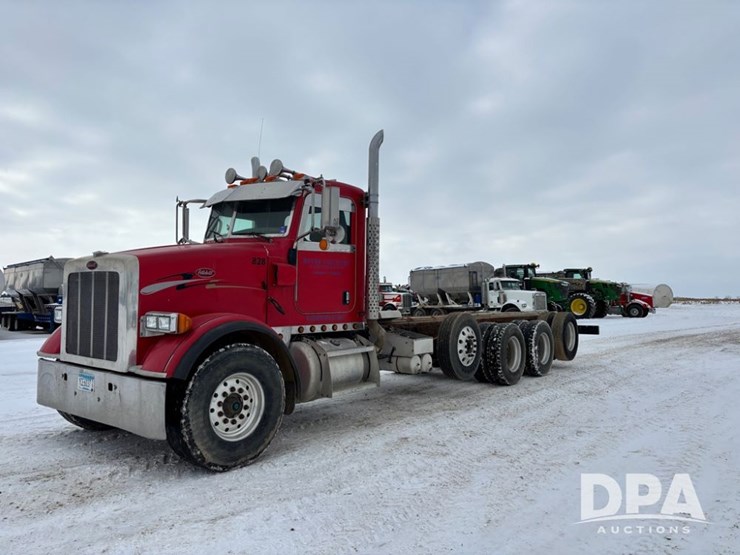 peterbilt-365-image-20