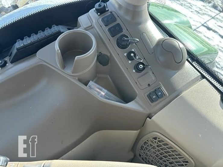 2023-john-deere-6r-155-image-59