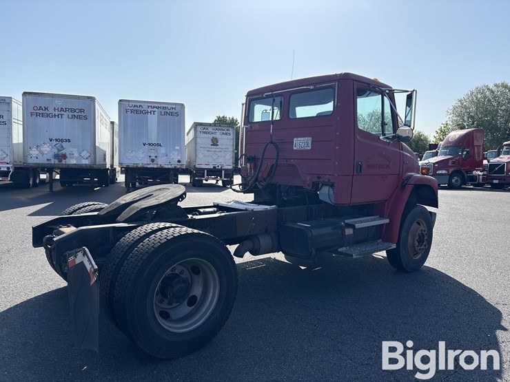 freightliner-fl70-image-5