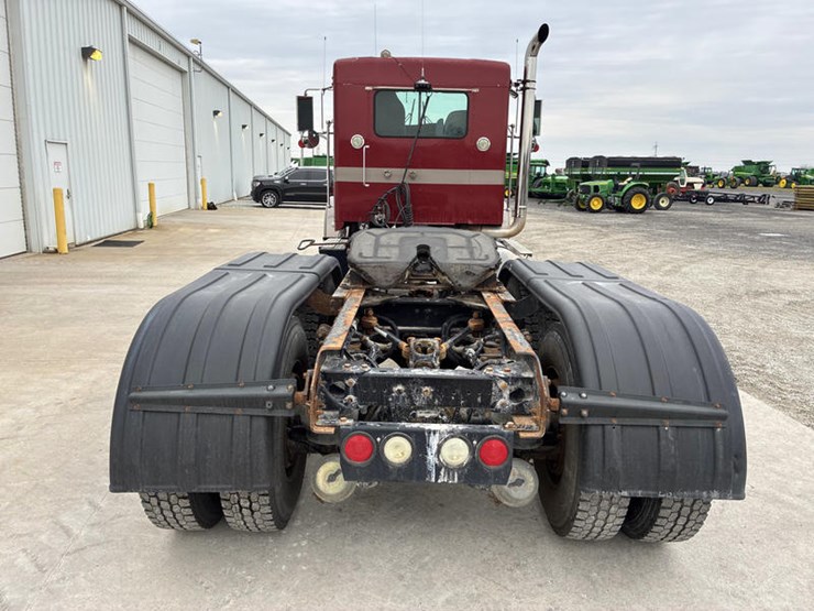 kenworth-t800-image-5