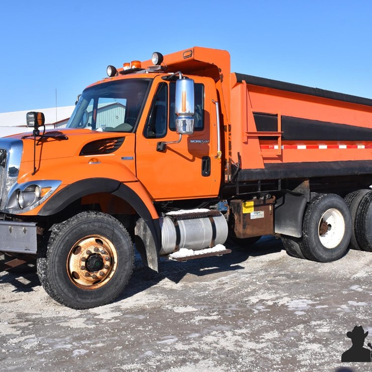 2009 INTERNATIONAL 7400