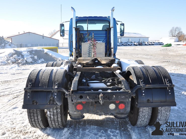 2014-international-prostar-image-6