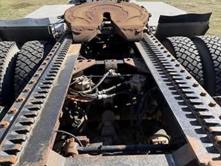 2008-kenworth-t800-image-7