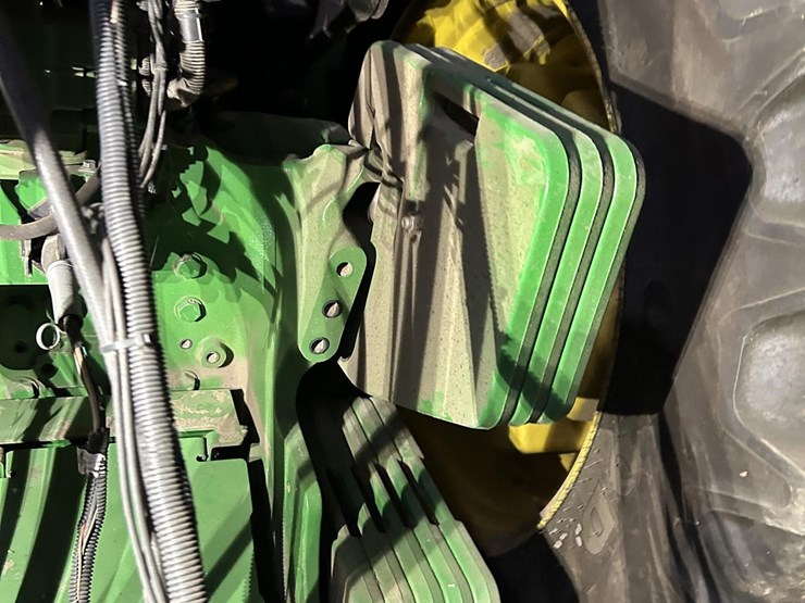 2022-john-deere-9r-590-image-9