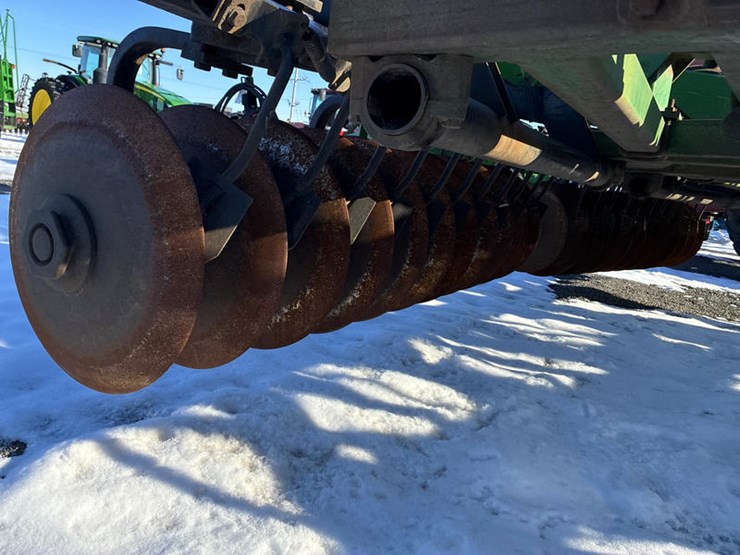 john-deere-726-image-43