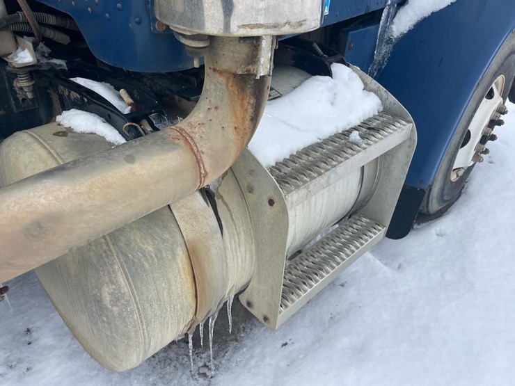 1996-peterbilt-378-image-25