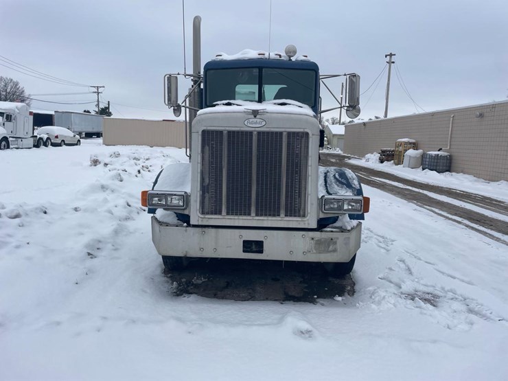 1996-peterbilt-378-image-8
