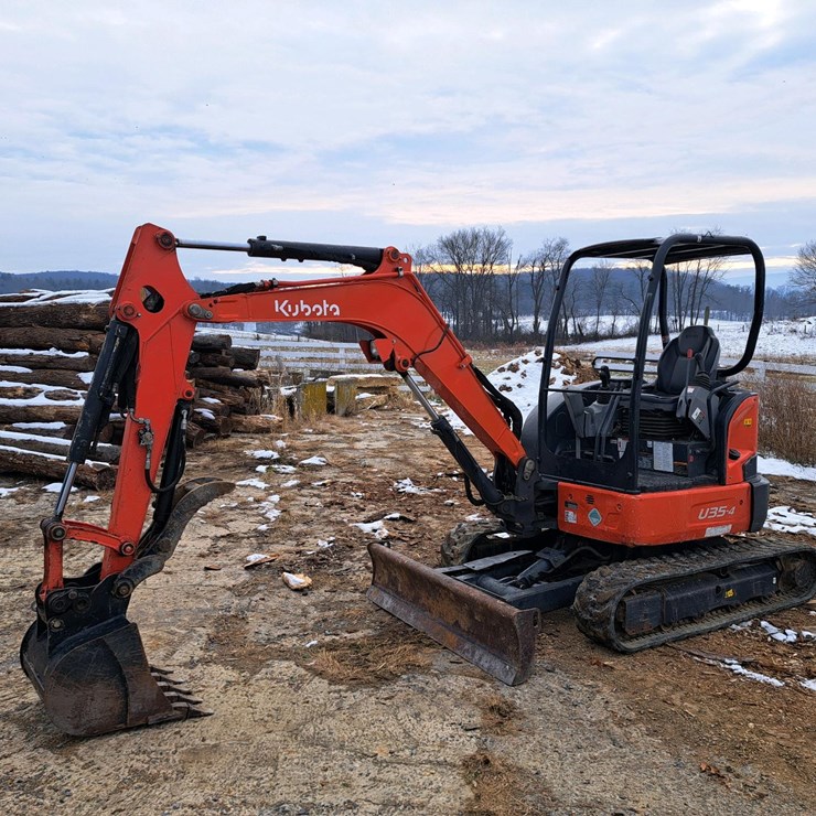 KUBOTA U35-4