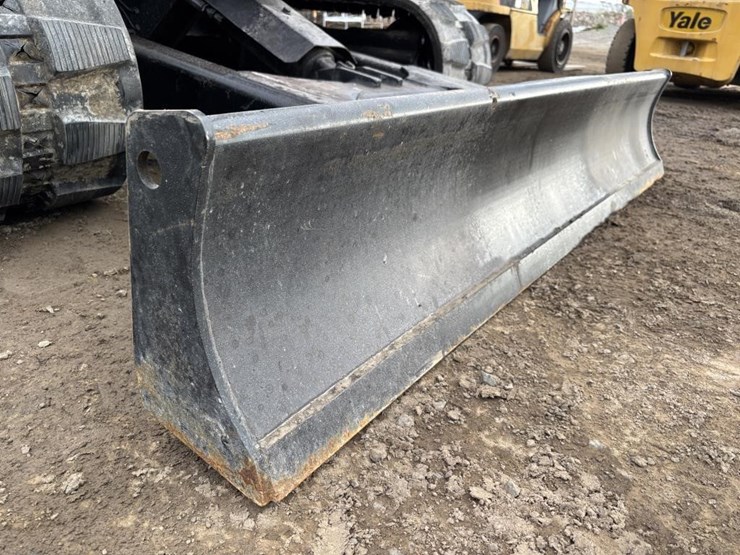 2023-caterpillar-305.5e2-image-10