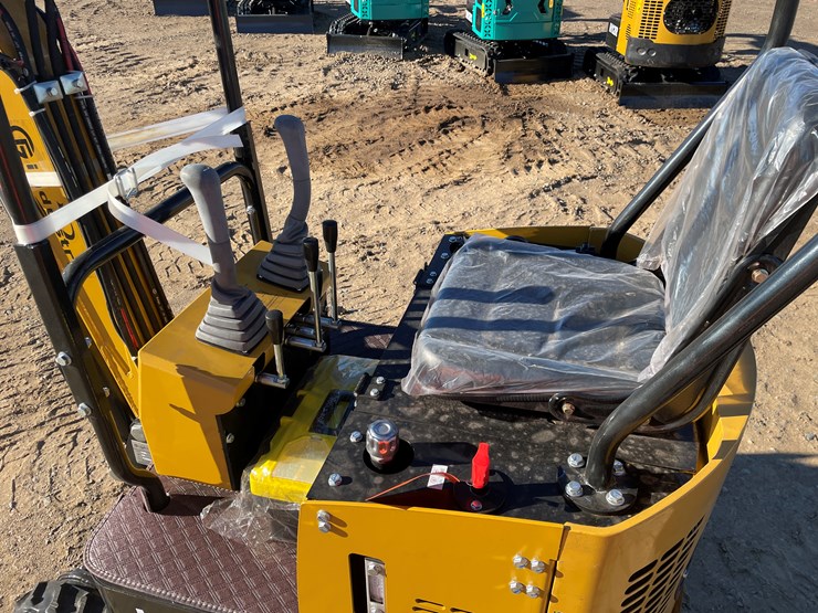 #9266-•-unused-2025-cfg-mini-excavator-image-7