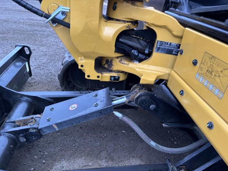 caterpillar-305cr-image-21