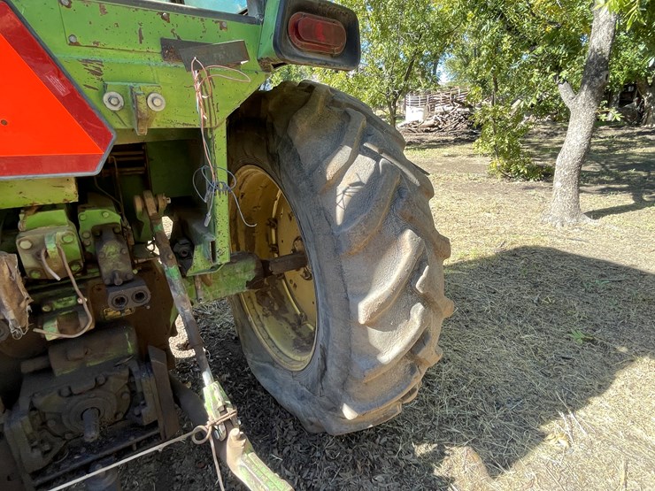 john-deere-4230-image-32