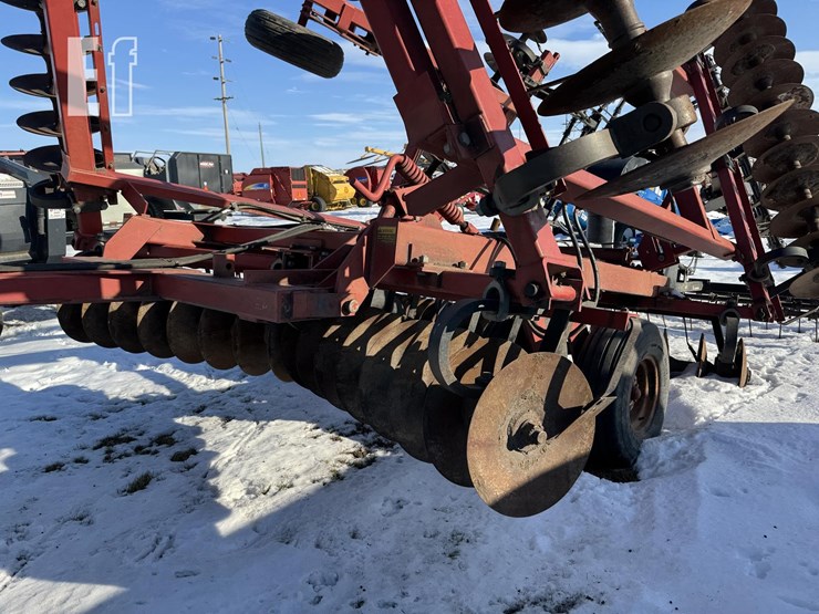 case-ih-3900-image-16