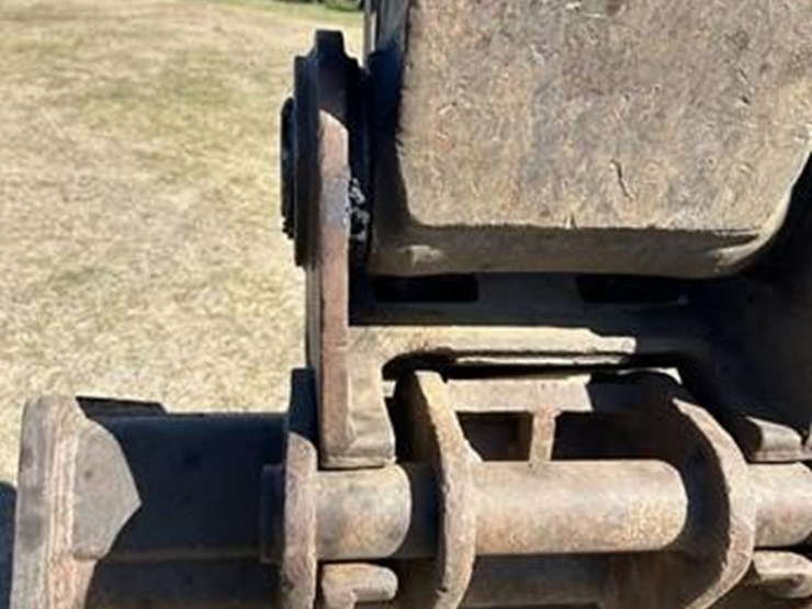 volvo-ec210c-lc-image-12