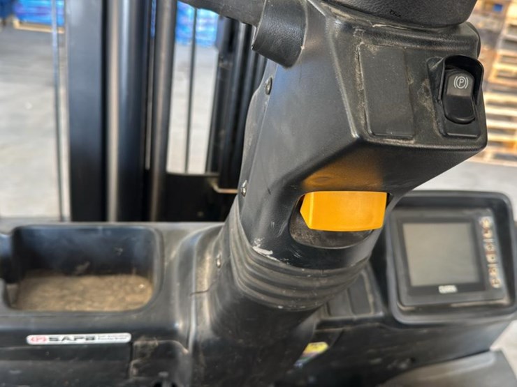 #112-•-2021-clark-s25cl-forklift-image-29