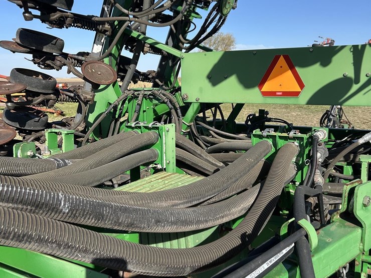 john-deere-1890-image-14