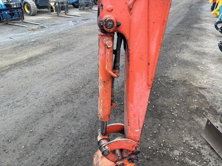 2015-kubota-k008-3-image-14