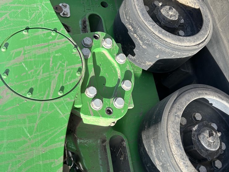 2023-john-deere-9rx-590-image-18