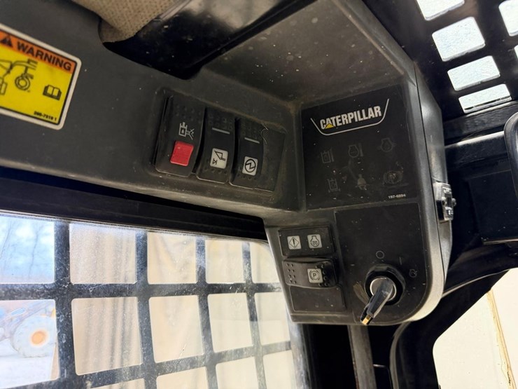 caterpillar-226b3-image-19