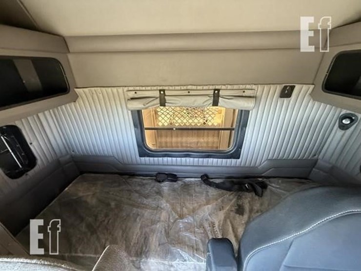 2008-kenworth-t800-image-26