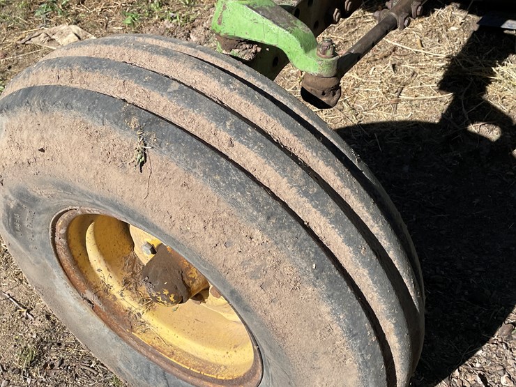 john-deere-4230-image-13