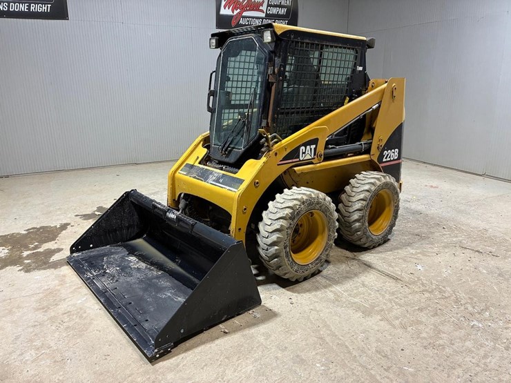 caterpillar-226b-image-2