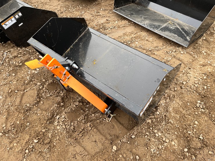 #2091-•-unused-2025-wolverine-trip-scoop-attachment-image-2