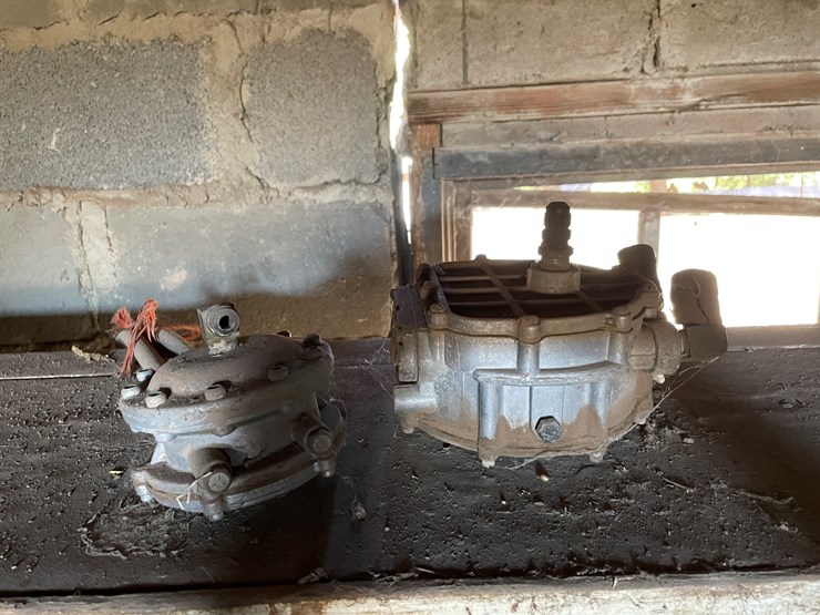 #3722-•-tools-hardware-and-shelf-image-9