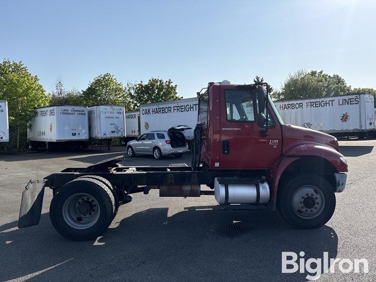 international-durastar-4400-image-4