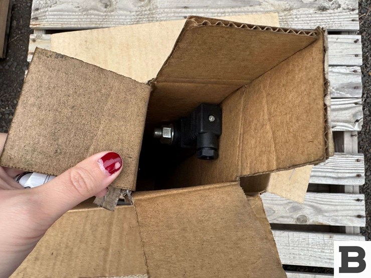 massey-ferguson-2170-image-2