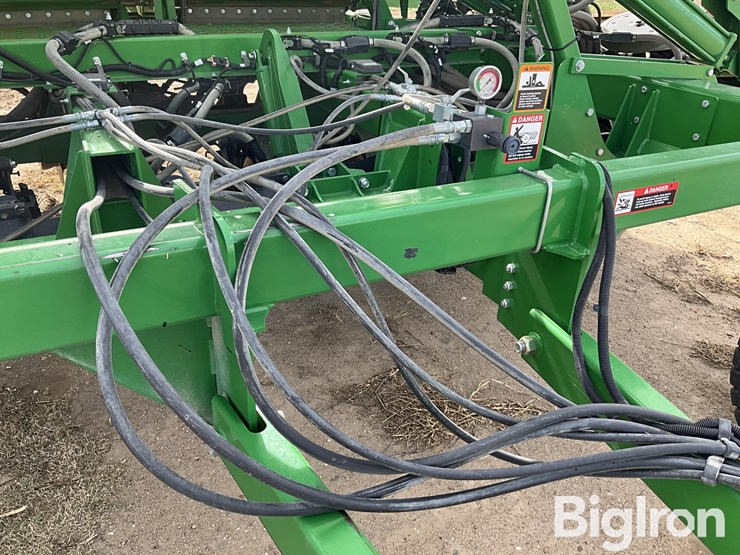 john-deere-1990-image-13