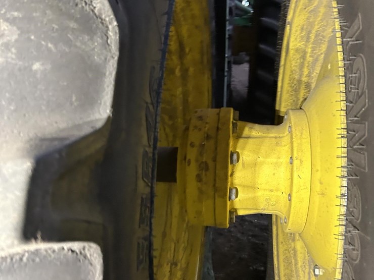 2022-john-deere-9r-590-image-27