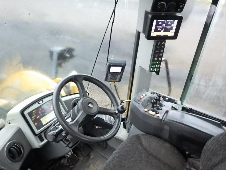 2017-caterpillar-950m-image-30