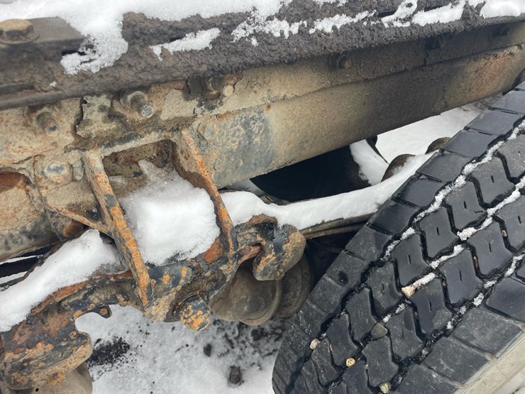 1996-peterbilt-378-image-21