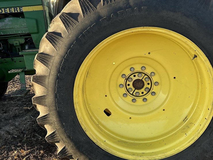 1983-john-deere-4650-image-25