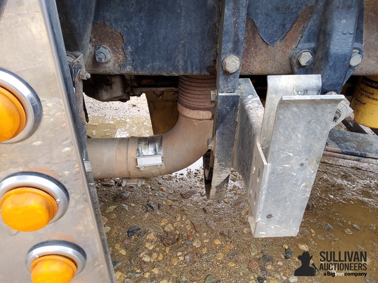 peterbilt-379-image-19