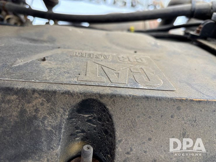 peterbilt-365-image-36