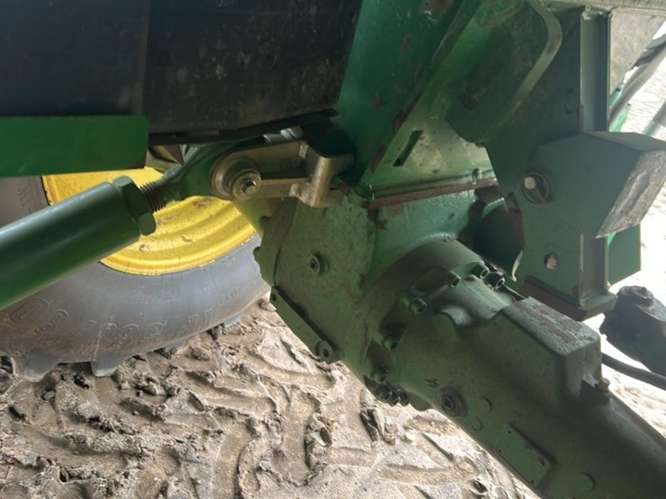 john-deere-cp690-image-41