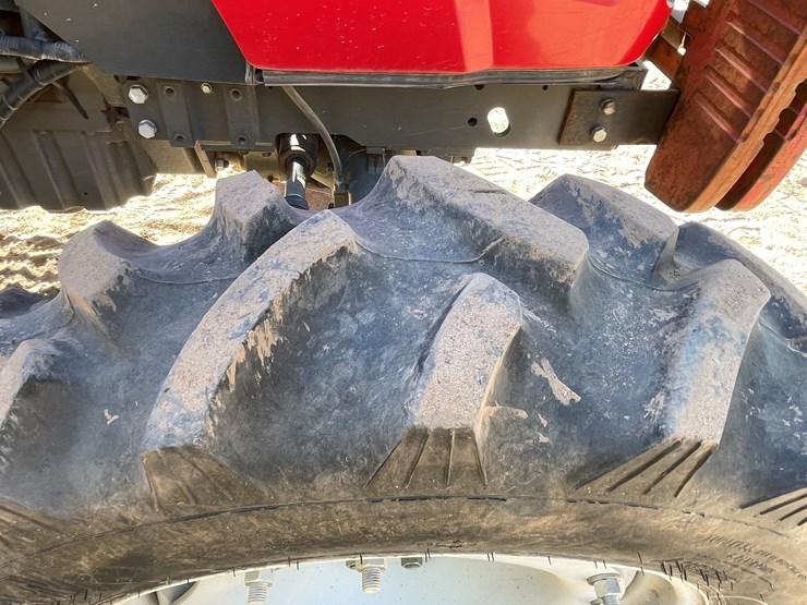 massey-ferguson-4610-image-16